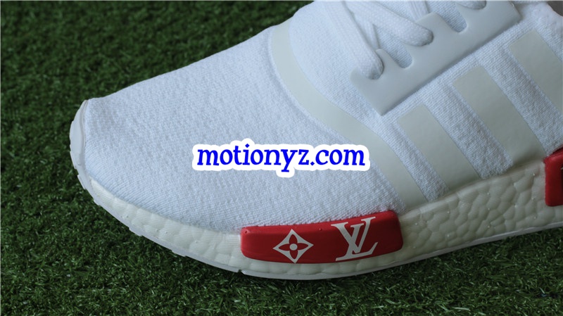 Real Boost Adidas NMD x Supreme LVS White